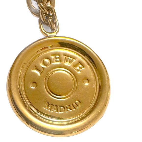 Auth Loewe Anagram Nappa Aire Goldtone Coin Bag Charm Keychain - Picture 4 of 9